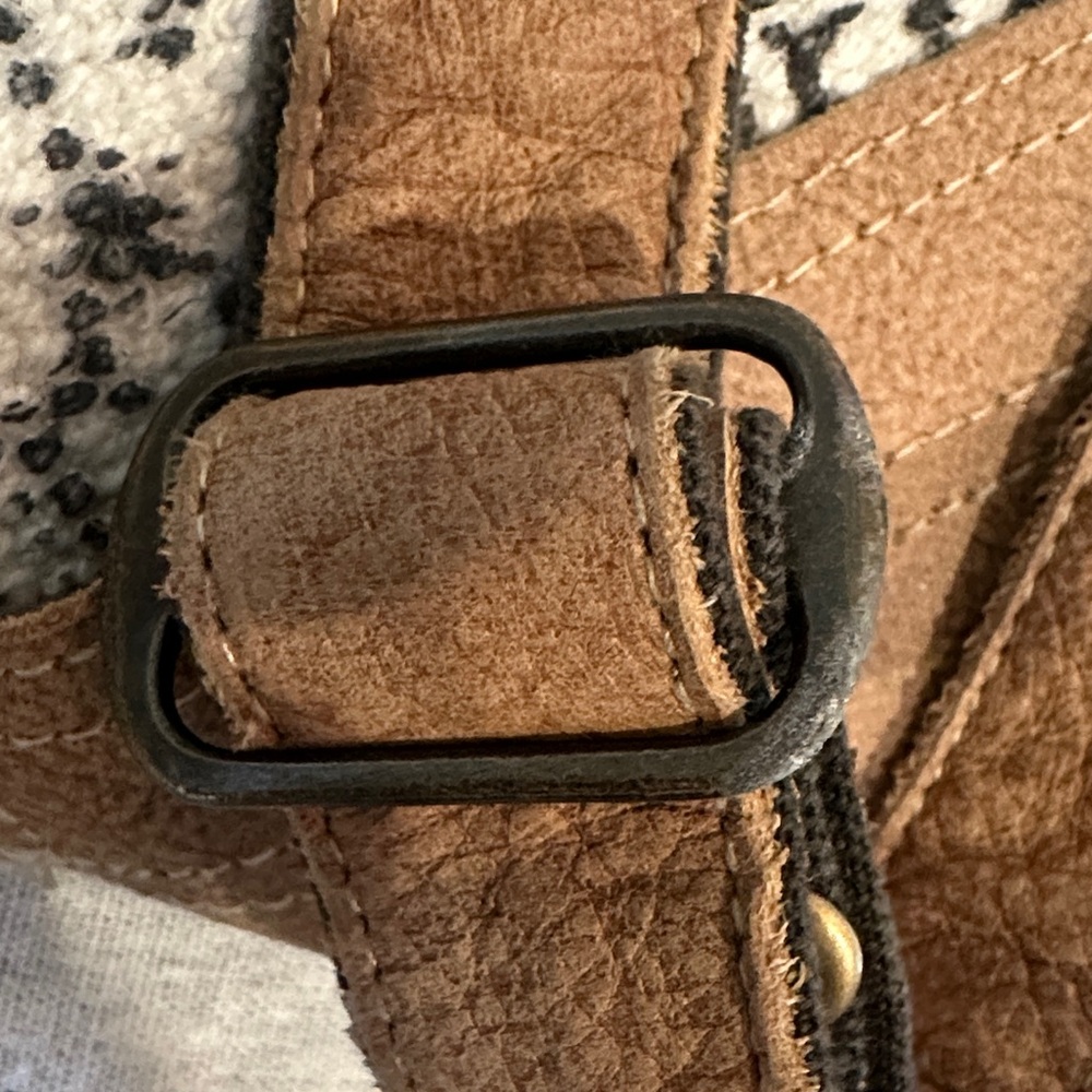 Stylish Brown & Cream Patterned Crossbody Tote - Picture 16 of 16